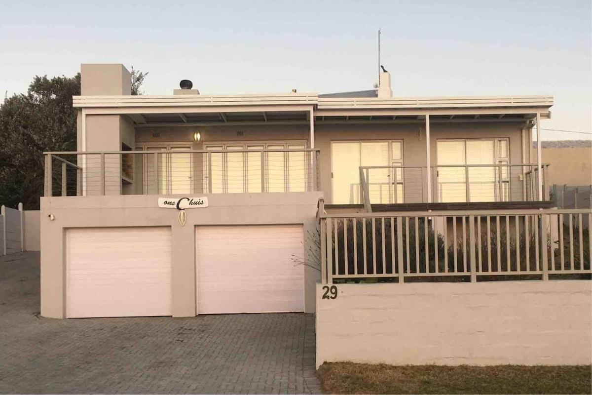 Ons C-Huis - Gansbaai Seafront Accommodation, Back-Up Power Exteriér fotografie
